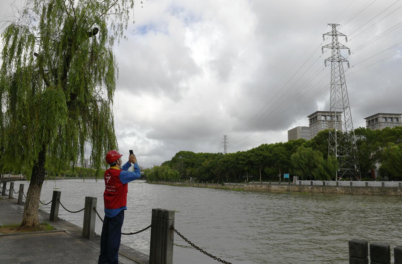 臺風來襲、疫情突起 余姚供電全力筑牢“雙防線”