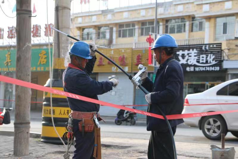 興和供電公司實施城網(wǎng)改造升級　備戰(zhàn)冬季用電高峰