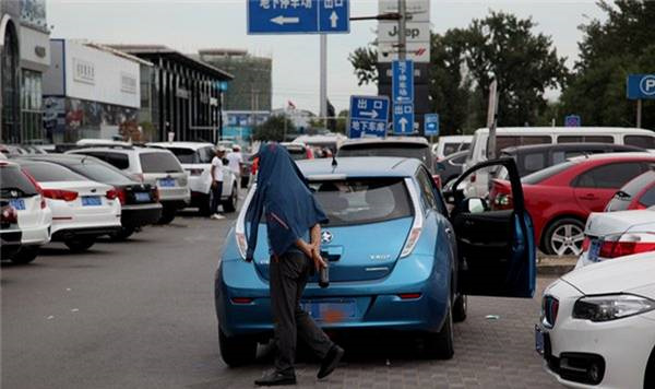 一年新車對折賣 新能源二手車何去何從？