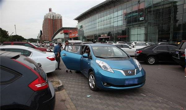 一年新車對折賣 新能源二手車何去何從？